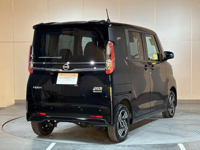 ルークス 660 ハイウェイスターX 4WD 当社試乗車 9インチ純正ディーラーナビ(3枚目)