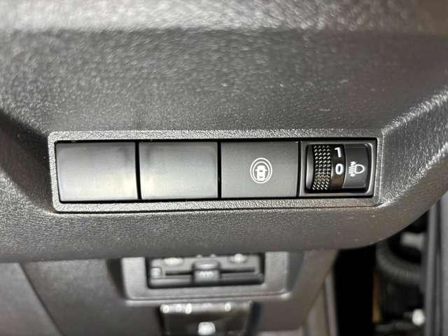 ノート １．２　Ｘ　９インチナビ　ＥＴＣ　ハロゲンヘッドライト（13枚目）