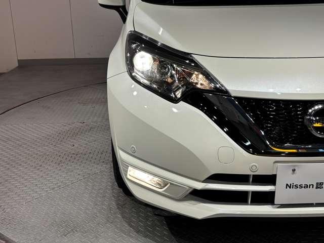 �M�𔭂���̂Ńw�b�h���C�g�ɂ��Ⴊ�����₷���ፑ�̋��������n���Q���w�b�h���C�g���t�H�O�����v��