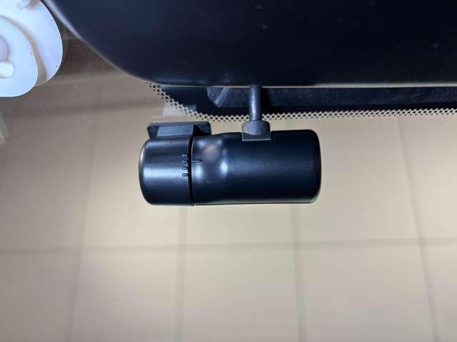 �܂����I�̎��̎��Ȃǂ̉f�����L�^����h���C�u���R�[�_�[�t��