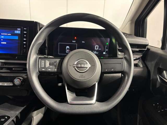 ノート １．２　Ｘ　当社試乗車　９インチナビ　ドラレコ（10枚目）