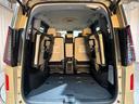 ３列目のシートは跳ね上げ式なのでたくさんお荷物が積めます☆