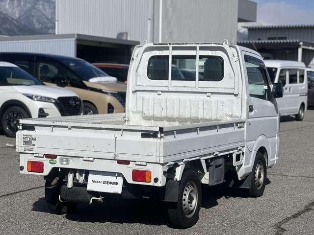 日産 ＮＴ１００クリッパートラック