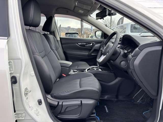 エクストレイル ２．０　２０Ｘｉ　ハイブリッド　４ＷＤ　プロパイロット／アラウンドビューモニター／（6枚目）