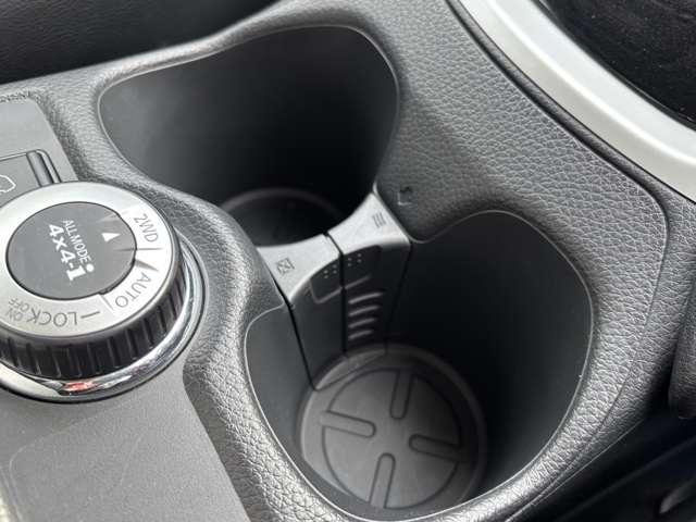 エクストレイル ２．０　２０Ｘｉ　ハイブリッド　４ＷＤ　プロパイロット／アラウンドビューモニター／（27枚目）