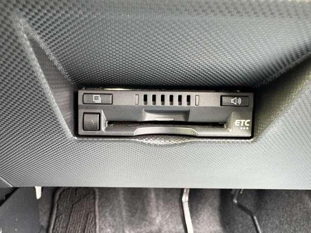 ライズ ハイブリッド　１．２　Ｚ　クルーズコントロール／バックカメラ／シート（12枚目）