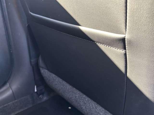 ��e�ʂ̎��[�|�P�b�g���A����Ȃ̌��ɐݒu����Ă��܂��I