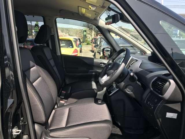 セレナ ２．０　ハイウェイスター　Ｖ　プロパイロット／アラウンドビューモニター／（5枚目）