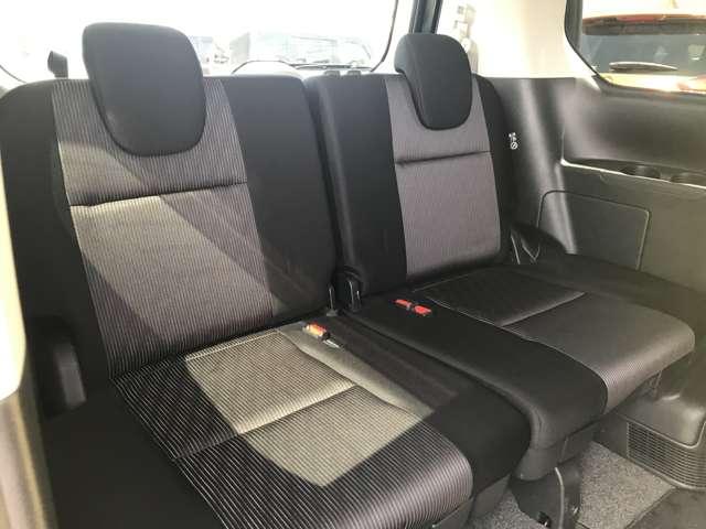 セレナ ２．０　ハイウェイスター　Ｖ　プロパイロット／アラウンドビューモニター／（7枚目）