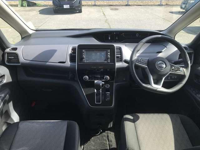 セレナ ２．０　ハイウェイスター　Ｖ　プロパイロット／アラウンドビューモニター／（20枚目）