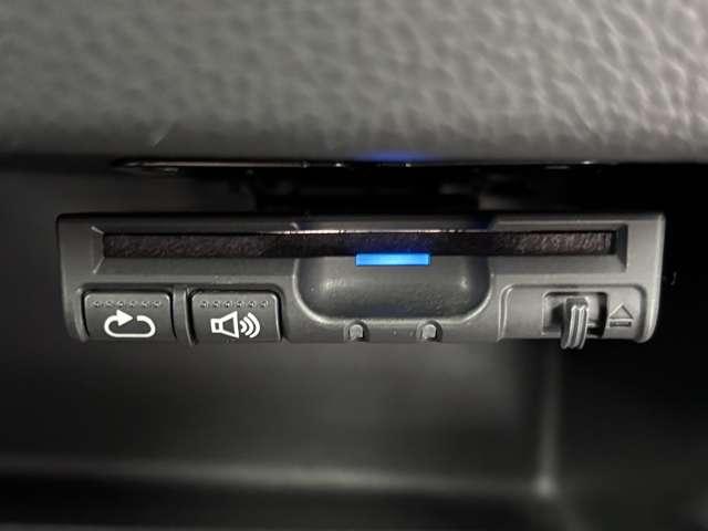 �y�d�s�b�z�������H�̗��������~�܂邱�ƂȂ��X���[�Y�ɒʉ߂��邱�Ƃ��ł��܂��I�������^�]�Ŕ��Ă��Ă��A�X�g���X�����^�]���邱�Ƃ��ł��܂���I