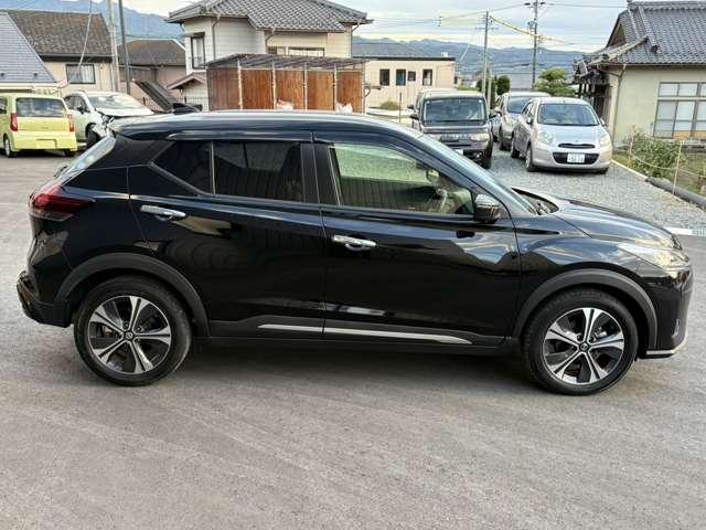 キックス １．２　Ｘ　（ｅ－ＰＯＷＥＲ）　ナビ・アラウンドビュー・ワンオーナー（8枚目）