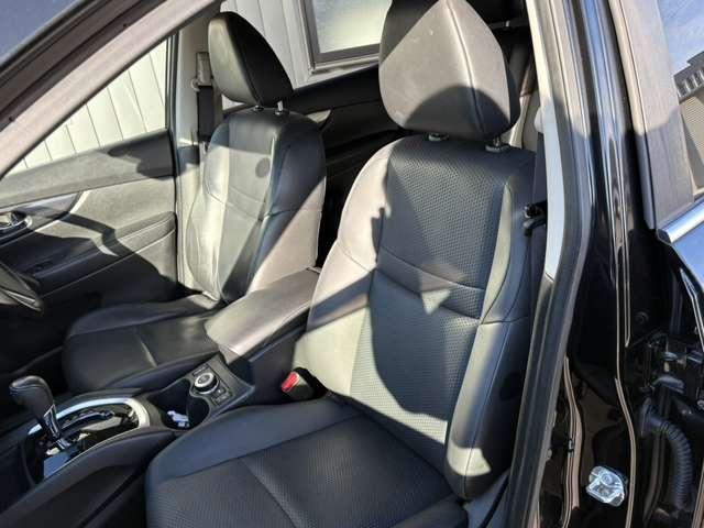 エクストレイル ２．０　２０Ｘｔ　ブラック　エクストリーマーＸ　エマージェンシーブレーキパッケージ　３列車　４ＷＤ　メーカーナビ・ＴＶ・アラウン（10枚目）