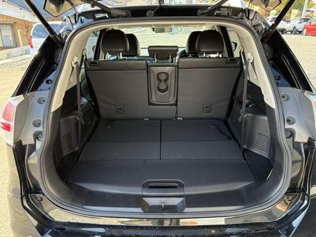 エクストレイル ２．０　２０Ｘｔ　ブラック　エクストリーマーＸ　エマージェンシーブレーキパッケージ　３列車　４ＷＤ　メーカーナビ・ＴＶ・アラウン（15枚目）