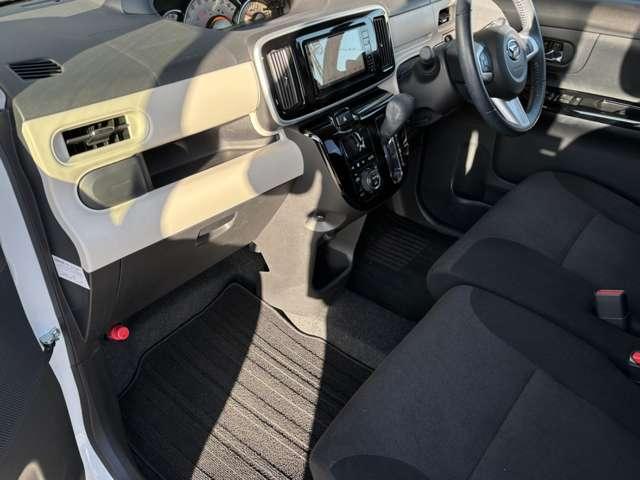 ムーヴキャンバス 660 G ブラックインテリア リミテッド SAIII 4W ナビ・全周囲カメラ・両側パワースライド・(11枚目)