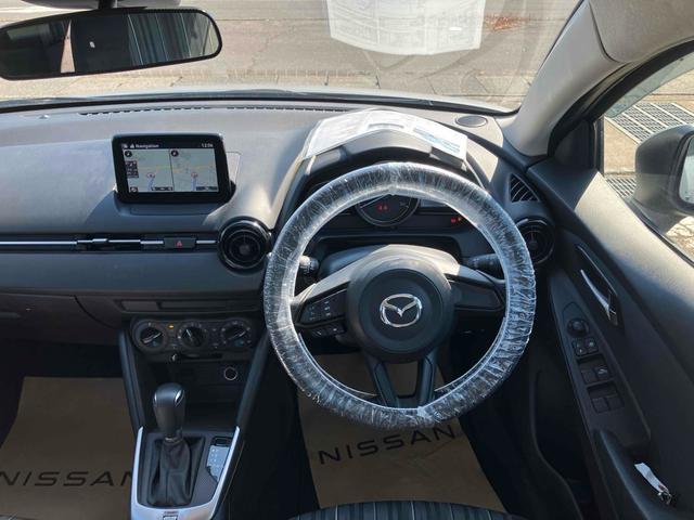 ＭＡＺＤＡ２ １５Ｓ　４ＷＤ　ドライブレコーダー　ナビ　クリアランスソナー　レーンアシスト　衝突被害軽減システム　オートライト　ＬＥＤヘッドランプ　スマートキー　アイドリングストップ　ＡＴ　盗難防止システム　衝突安全ボディ（3枚目）