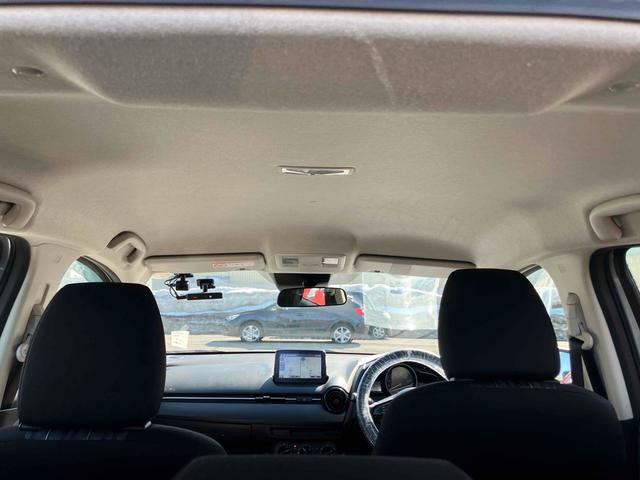 ＭＡＺＤＡ２ １５Ｓ　４ＷＤ　ドライブレコーダー　ナビ　クリアランスソナー　レーンアシスト　衝突被害軽減システム　オートライト　ＬＥＤヘッドランプ　スマートキー　アイドリングストップ　ＡＴ　盗難防止システム　衝突安全ボディ（21枚目）