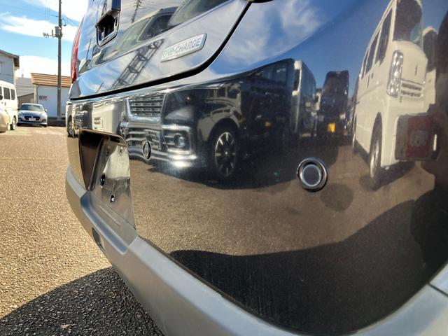 アルトラパン Ｌ　３型　★４ＷＤ　純正ナビ★　４ＷＤ　純正ナビ　オートライト　プッシュスタート　シートヒーター　オートエアコン　衝突被害軽減システム　アイドリングストップ　衝突安全ボディ　盗難防止システム　横滑り防止機能（6枚目）