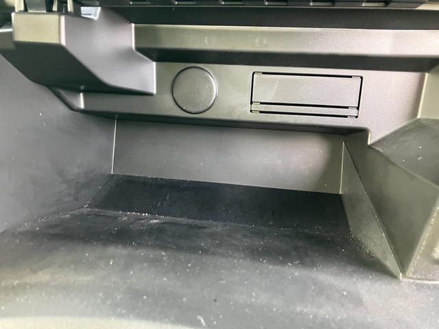 ソリオ ＨＹＢＲＩＤ　ＭＸ　２型　オートライト　スライドドア　プッシュスタート　シートヒーター　オートエアコン　衝突被害軽減システム　アイドリングストップ　衝突安全ボディ　盗難防止システム　横滑り防止機能（31枚目）