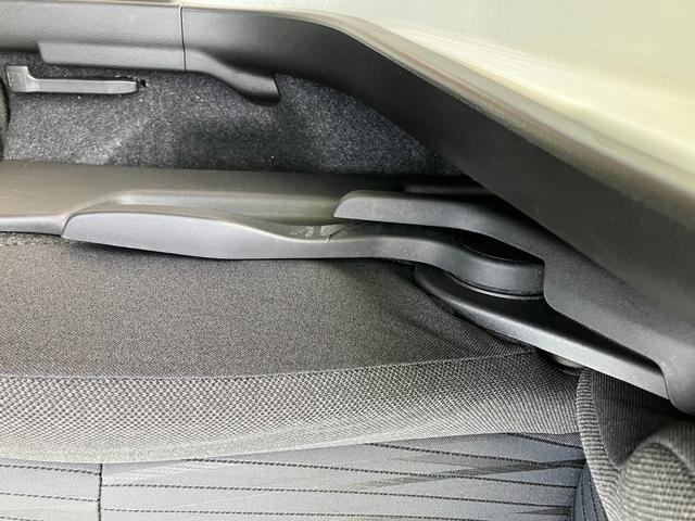 ソリオ ＨＹＢＲＩＤ　ＭＸ　２型　オートライト　スライドドア　プッシュスタート　シートヒーター　オートエアコン　衝突被害軽減システム　アイドリングストップ　衝突安全ボディ　盗難防止システム　横滑り防止機能（41枚目）