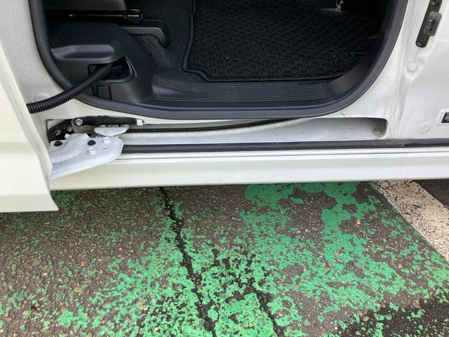 ソリオ ＨＹＢＲＩＤ　ＭＸ　２型　オートライト　スライドドア　プッシュスタート　シートヒーター　オートエアコン　衝突被害軽減システム　アイドリングストップ　衝突安全ボディ　盗難防止システム　横滑り防止機能（45枚目）