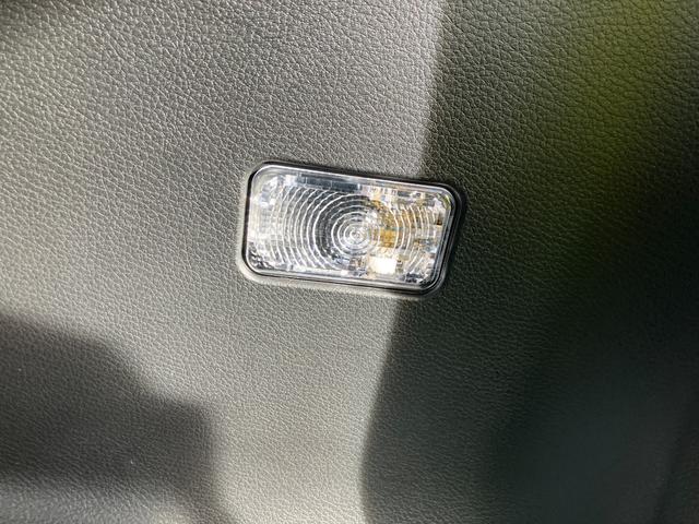 ソリオ ＨＹＢＲＩＤ　ＭＸ　２型　オートライト　スライドドア　プッシュスタート　シートヒーター　オートエアコン　衝突被害軽減システム　アイドリングストップ　衝突安全ボディ　盗難防止システム　横滑り防止機能（52枚目）