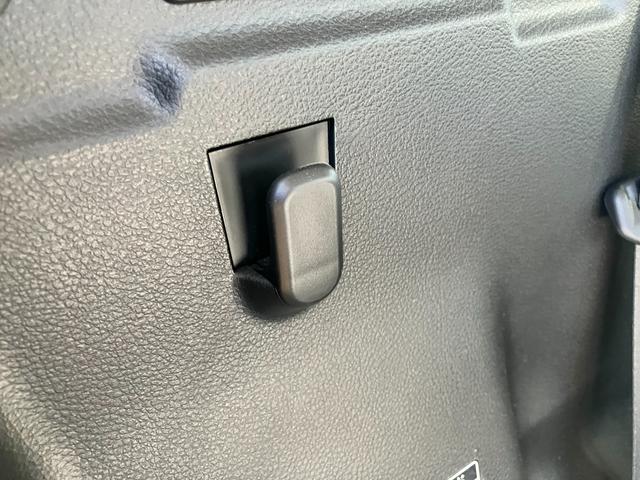ハスラー ＨＹＢＲＩＤ　Ｘ　★４ＷＤ★　４ＷＤ　オートライト　プッシュスタート　シートヒーター　オートエアコン　衝突被害軽減システム　アイドリングストップ　衝突安全ボディ　盗難防止システム（62枚目）
