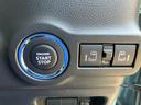 後部のスライドドアは、運転席に座りながらでもスイッチで開閉が可能です。