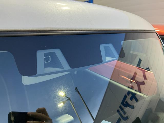 ハスラー ＨＹＢＲＩＤ　Ｇ　３型　オートライト　プッシュスタート　シートヒーター　オートエアコン　衝突被害軽減システム　アイドリングストップ　衝突安全ボディ　盗難防止システム　横滑り防止機能（5枚目）