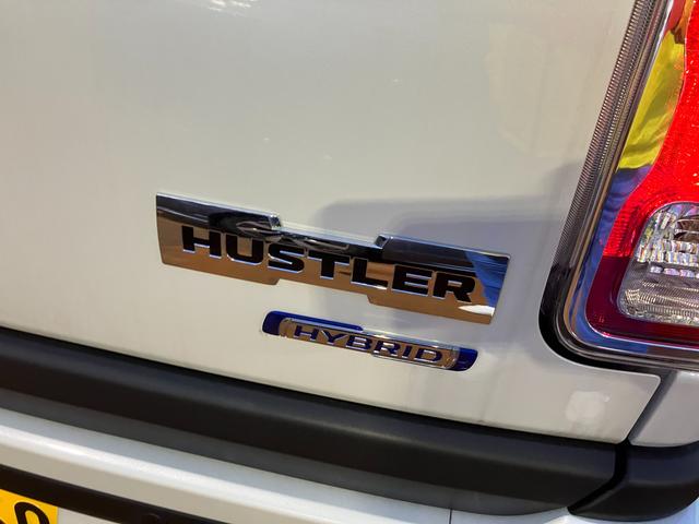 ハスラー ＨＹＢＲＩＤ　Ｇ　３型　オートライト　プッシュスタート　シートヒーター　オートエアコン　衝突被害軽減システム　アイドリングストップ　衝突安全ボディ　盗難防止システム　横滑り防止機能（10枚目）