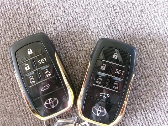アクア Ｚ　４ＷＤ　寒冷地　衝突被害軽減システム　メモリーナビ　ＬＥＤヘッドランプ　フルエアロ　アルミホイール　バックカメラ　ドラレコ　スマートキー　オートクルーズコントロール　ＥＴＣ　盗難防止装置　キーレス（18枚目）