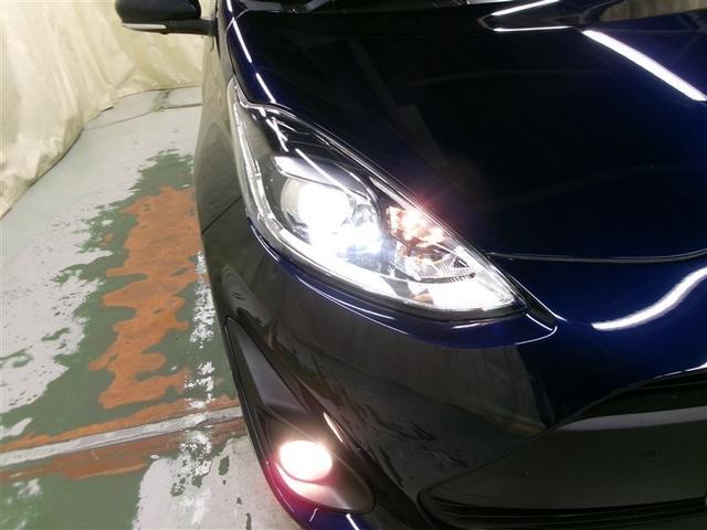 アクア Ｓスタイルブラック　寒冷地　衝突被害軽減システム　メモリーナビ　ワンセグ　ＬＥＤヘッドランプ　バックカメラ　スマートキー　ＥＴＣ　盗難防止装置　キーレス　横滑り防止機能　ハイブリッド（28枚目）