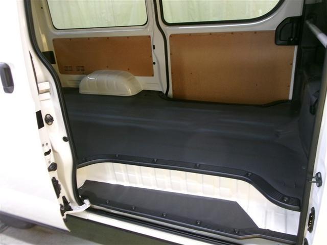 ハイエースバン ロングDX 4WD 寒冷地 衝突被害軽減システム ディーゼル ETC 盗難防止装置 キーレス(28枚目)