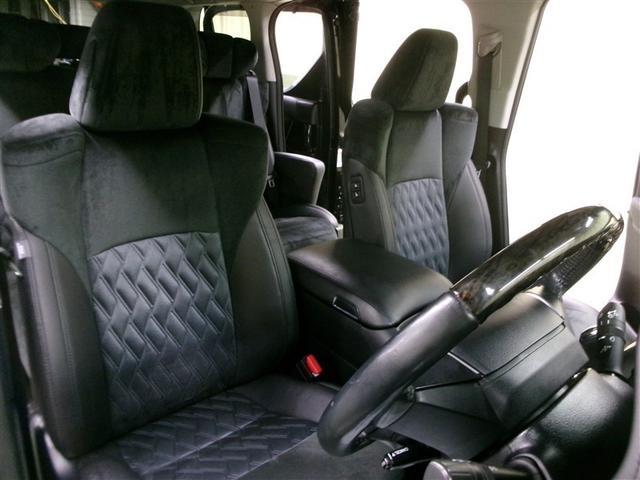 車好きにとって運転席は重要な確認ポイント！？