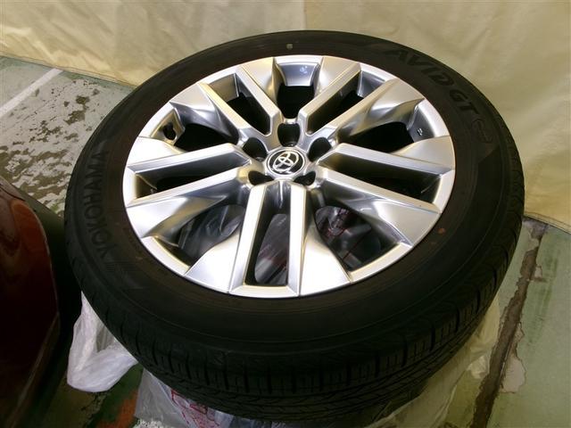 ＲＡＶ４ Ｇ　Ｚパッケージ　４ＷＤ　寒冷地　衝突被害軽減システム　ＬＥＤヘッドランプ　アルミホイール　バックカメラ　スマートキー　オートクルーズコントロール　盗難防止装置　電動シート　キーレス　横滑り防止機能（16枚目）