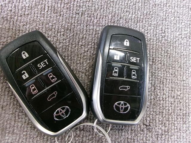 ヴェルファイアハイブリッド ＺＲ　Ｇエディション　４ＷＤ　寒冷地　衝突被害軽減システム　メモリーナビ　フルセグ　両側電動スライド　ＬＥＤヘッドランプ　アルミホイール　バックカメラ　ドラレコ　スマートキー　オートクルーズコントロール　ＥＴＣ　電動シート（18枚目）