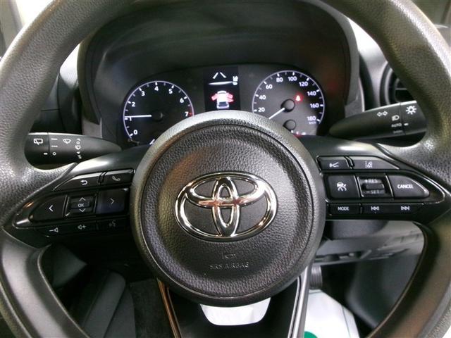 �X�e�A�����O�X�C�b�`�t���B���������ɂ��܂��܂ȑ��삪�\�ł��B