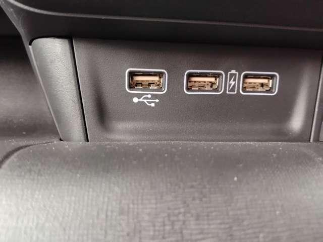 N-WGNカスタム カスタム 660 L ターボ ナビ装着用スペシャルパッケージ 衝突被害軽減装置 LEDランプ Bカメ サイドエアバック メモリーナビ イモビ スマートキー・プッシュスタート ドラレコ キーフリー ETC車載器 整備記録簿 AAC 禁煙 アルミ クルコン ABS(12枚目)