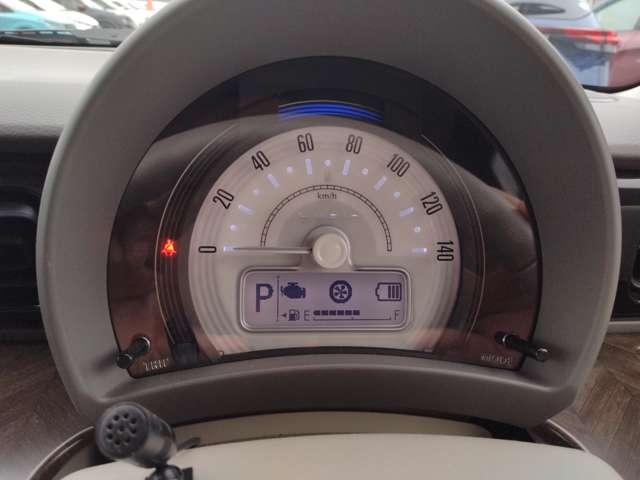 アルトラパン ６６０　モード　パナソニックメモリ－ナビ　フルセグＴＶ　ＨＩＤ　禁煙　車線逸脱防止　ナビＴＶ　セキュリティアラーム　両席エアバッグ　ワンセグ　キーフリー　メモリーナビ　エアコン　整備記録簿　運転席エアバッグ　パワーウィンドウ　ＡＢＳ　パワーステアリング　アイドルＳ（8枚目）