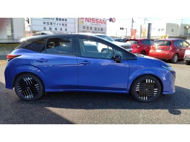 オーラ 1.2 G 純正コネクトナビ アラウンドビュ-モニタ- 自動(被害軽減)ブレーキ LED LKA サイドカメラ ETC カーテンエアバッグ イモビライザー アルミホイール 禁煙 インテリジェントキー パワーウィンドウ フルオートエアコン キーレスエントリー(6枚目)