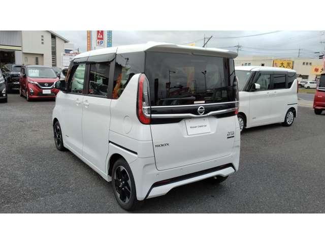 ルークス 660 ハイウェイスターX アラウンドビュ-モニタ- アイスト 衝突被害軽減ブレ-キ マルチビューカメラ 車線逸脱警報装置 ETC LED スマートキー パワーウィンドウ ワンオーナー カーテンエアバック バックカメラ 記録簿 パワステ オートエアコン(8枚目)