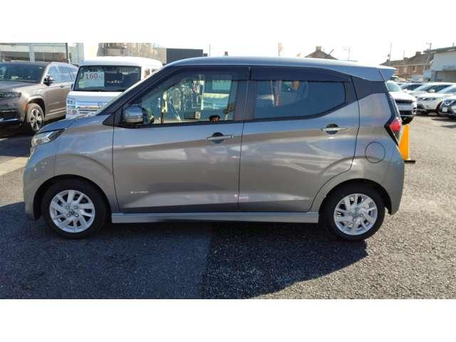 デイズ 660 ハイウェイスターX 純正メモリ-ナビ ブレーキサポート 全周囲カメラ LED ドライブレコーダー イモビライザー インテリジェントキー ETC レーンキープ バックカメラ ナビTV アイドリングストップ オートエアコン デュアルエアバッグ(9枚目)