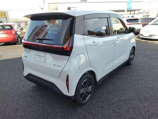 サクラ X 純正メモリ-ナビ アラウンドビュ-モニタ- アラウンドヴューモニター 運転席エアバック AAC LEDヘッドランプ スマートキー レーンアシスト ETC 盗難防止システム 禁煙車 キーレスエントリー ワンオーナー バックモニター アルミホイール(3枚目)