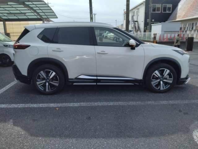 エクストレイル 1.5 G e-4ORCE 4WD 純正コネクトナビ パークアシスト 禁煙 寒冷地仕様 LEDヘッドランプ ナビTV スマートキー レーダークルーズ LKA キーフリー ETC 4WD アルミホイール メモリーナビ 記録簿 バックカメラ サイドカメラ(11枚目)