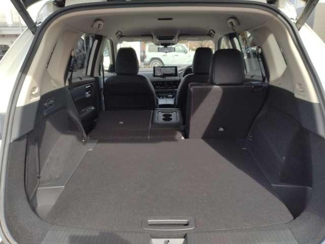 エクストレイル 1.5 G e-4ORCE 4WD 純正コネクトナビ パークアシスト 禁煙 寒冷地仕様 LEDヘッドランプ ナビTV スマートキー レーダークルーズ LKA キーフリー ETC 4WD アルミホイール メモリーナビ 記録簿 バックカメラ サイドカメラ(16枚目)