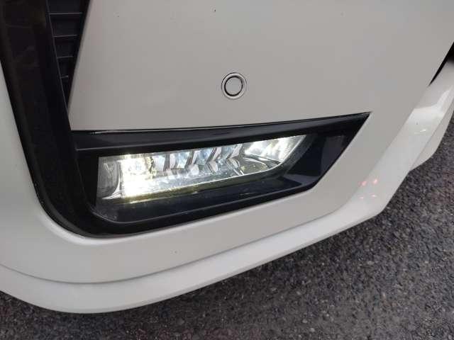 セレナ 1.2 e-POWER ハイウェイスターVアーバンクロム インテリジェントエマージェンシーブレーキ 全周囲カメラ LEDヘッド アダプティブクルーズ ETC 両側自動ドア レーンアシスト ドラレコ ワンオーナー インテリキー バックカメラ ABS(20枚目)