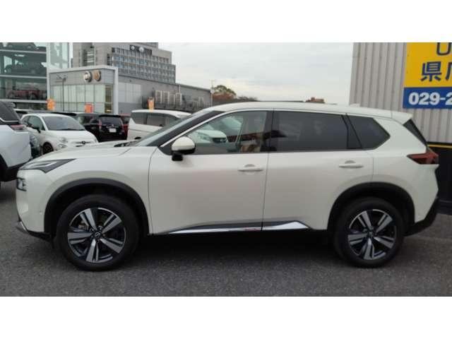 エクストレイル 1.5 G e-4ORCE 4WD 純正メモリ-ナビ アラウンドビュ-モニタ- 本革S 1オーナー 禁煙 寒冷地仕様 LEDヘッドランプ ナビTV スマートキー レーダークルーズ LKA キーフリー ETC 4WD アルミホイール メモリーナビ 記録簿 ドライブレコーダー PS(9枚目)