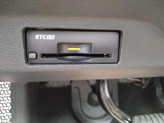 アリア Ｂ６　ｅ－４ＯＲＣＥ　４ＷＤ　コネクトナビ　フルセグＴＶ　全方位カメラ　禁煙車　サンルーフ　寒冷地　スマートキー　全周囲モニター　ＥＴＣ　エマブレ　フルオートエアコン　ＬＥＤヘッド　４ＷＤ（7枚目）