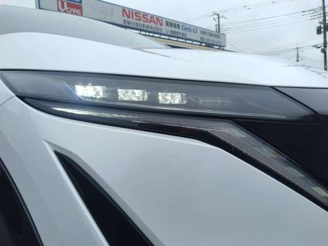 アリア Ｂ６　ｅ－４ＯＲＣＥ　４ＷＤ　コネクトナビ　フルセグＴＶ　全方位カメラ　禁煙車　サンルーフ　寒冷地　スマートキー　全周囲モニター　ＥＴＣ　エマブレ　フルオートエアコン　ＬＥＤヘッド　４ＷＤ（14枚目）