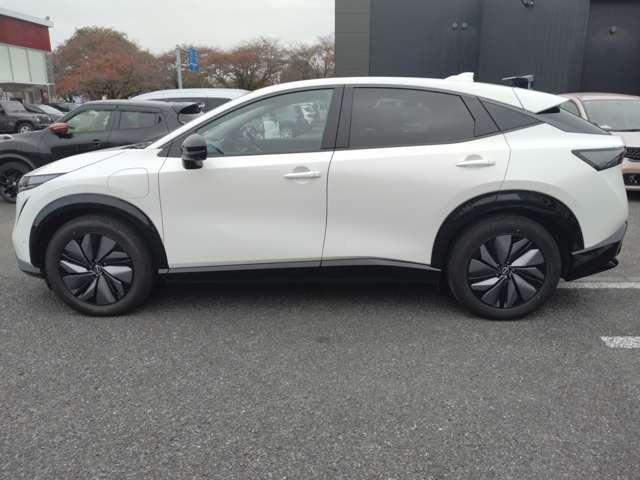 アリア Ｂ６　ｅ－４ＯＲＣＥ　４ＷＤ　コネクトナビ　フルセグＴＶ　全方位カメラ　禁煙車　サンルーフ　寒冷地　スマートキー　全周囲モニター　ＥＴＣ　エマブレ　フルオートエアコン　ＬＥＤヘッド　４ＷＤ（17枚目）